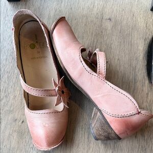 ROVERS Women's Pink Leather Mules with Floral Detail